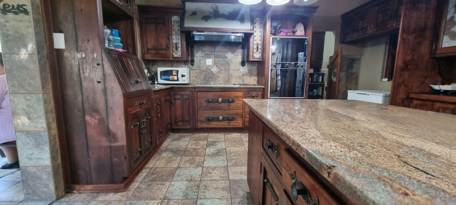 4 Bedroom Property for Sale in Baysvalley Free State